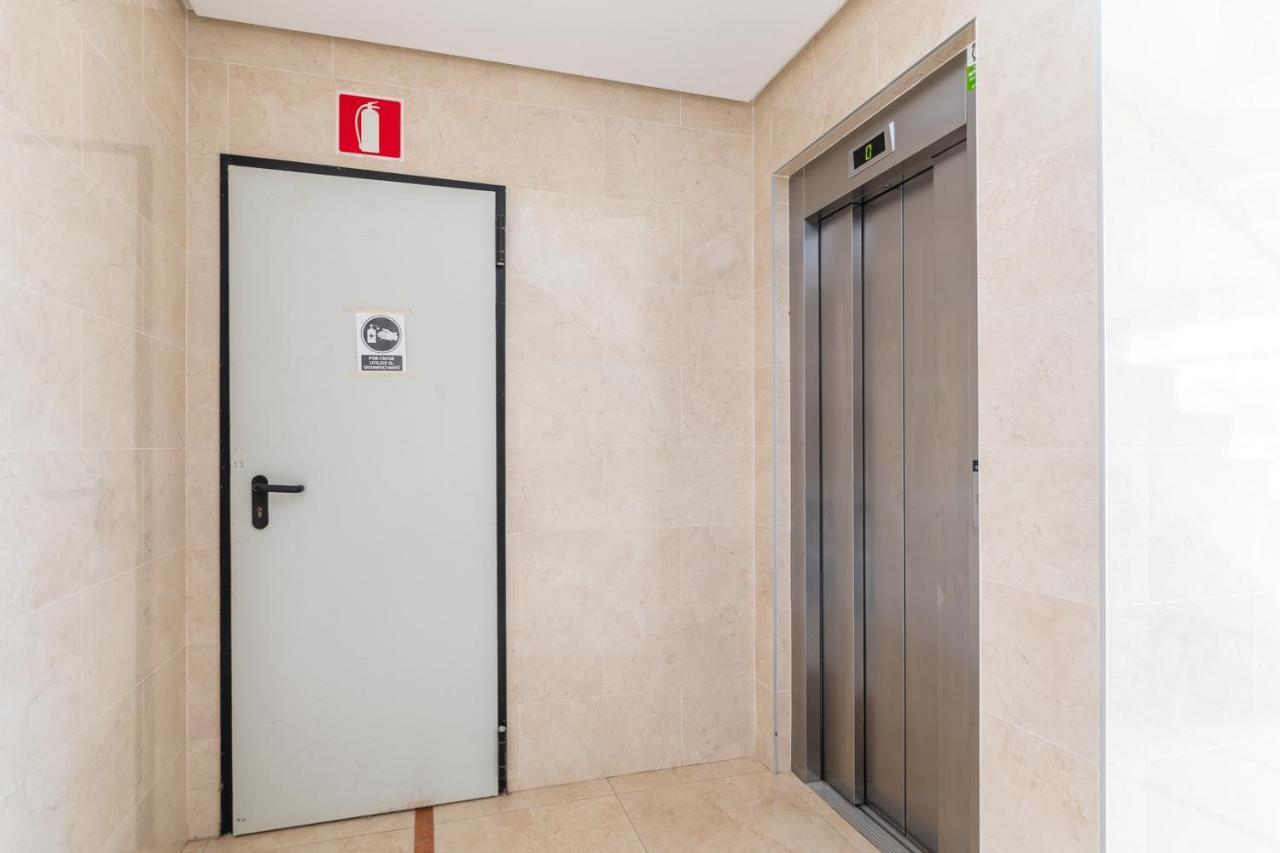 Isola Beachside Apartment Valencia Exterior photo